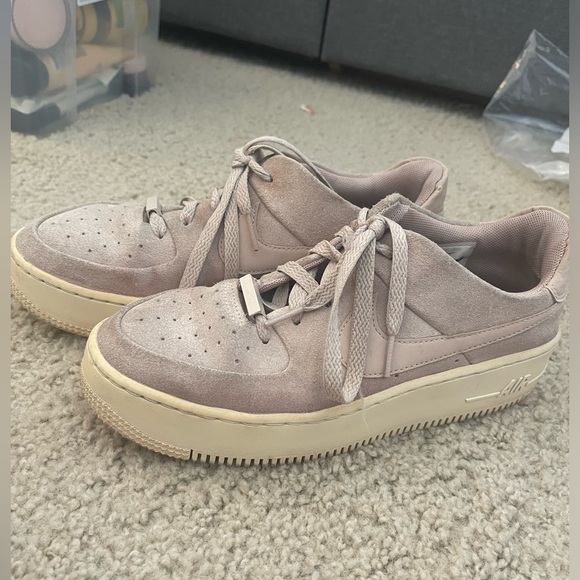 Nike Air Force 1 Sage Low 'Particle Beige' Women’s Size - Picture 1 of 4